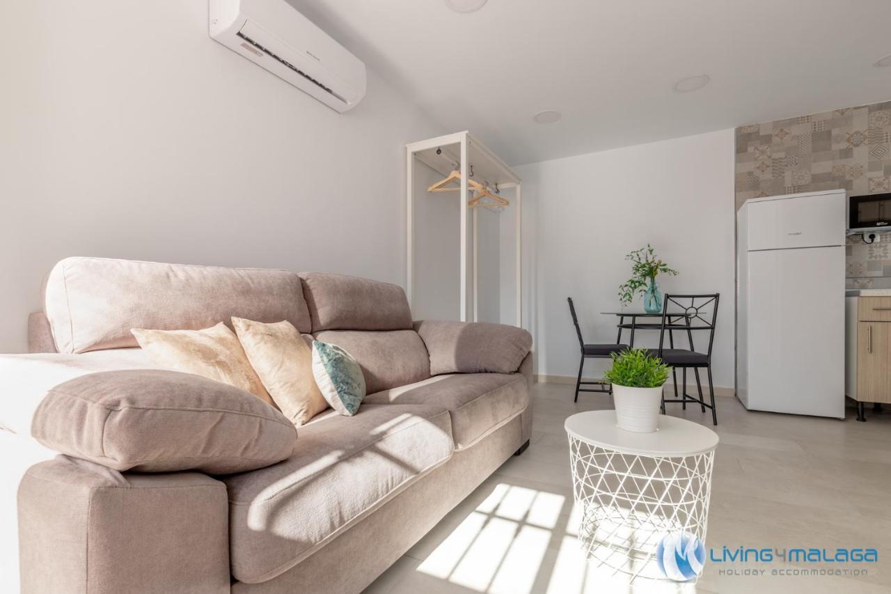 Living4Malaga Pedregalejo Beach Экстерьер фото